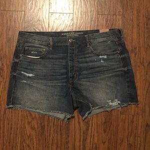 American Eagle Boyfriend Shorts w/Frayed Hem